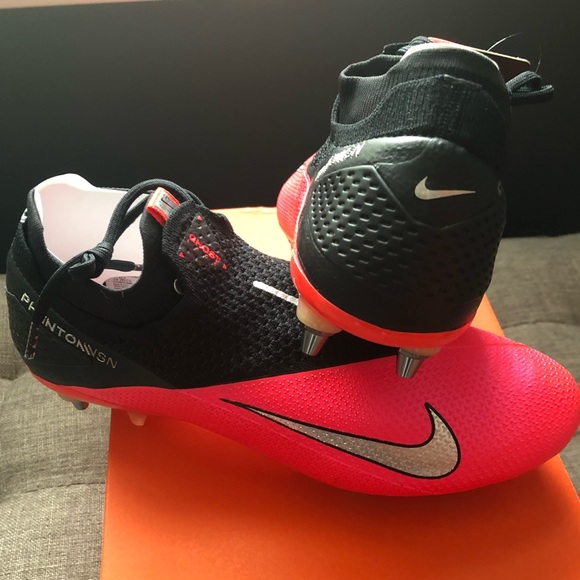 BRAND NEW Phantom VSN 2 Elite Men’s Soccer Cleats
